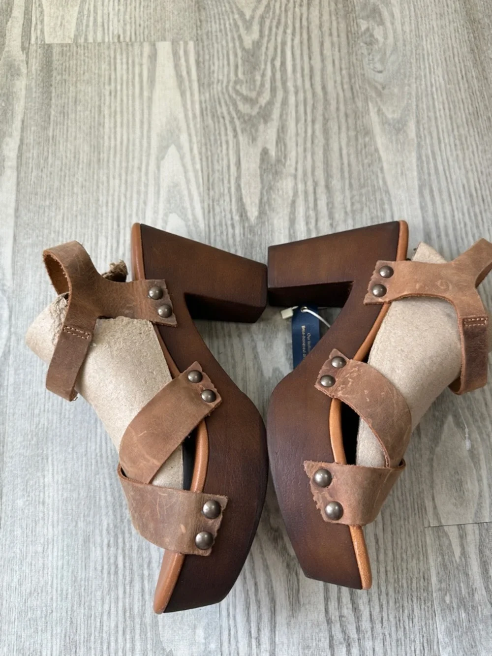 Sophia Milano stylish brown